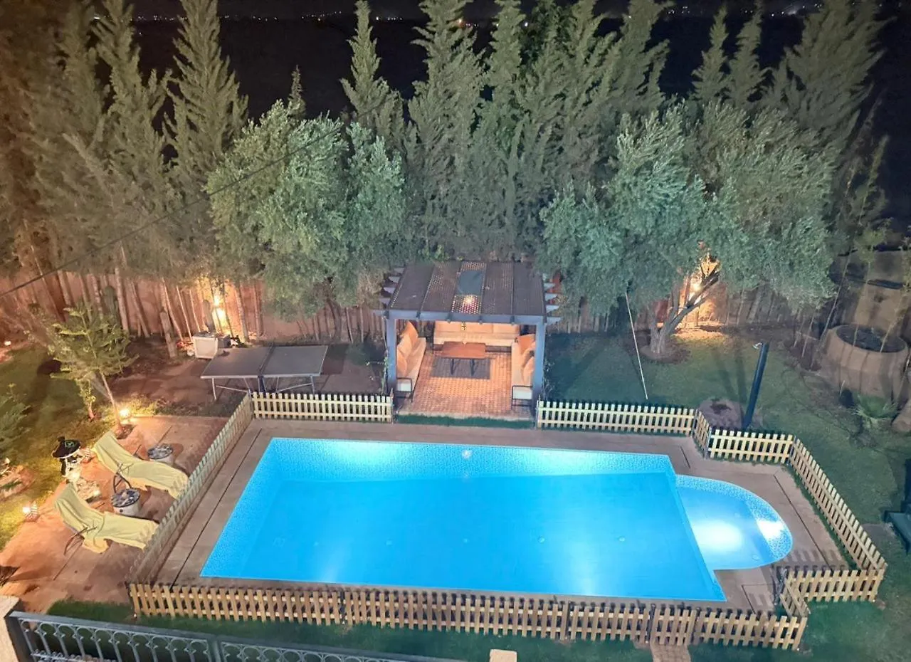Ilafe Farmhouse, Villa avec piscine chauffée privée et Jacuzzi pour familles Marrakesh